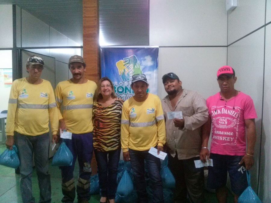 Prefeitura de Bonito faz entrega de feijão às entidades sociais