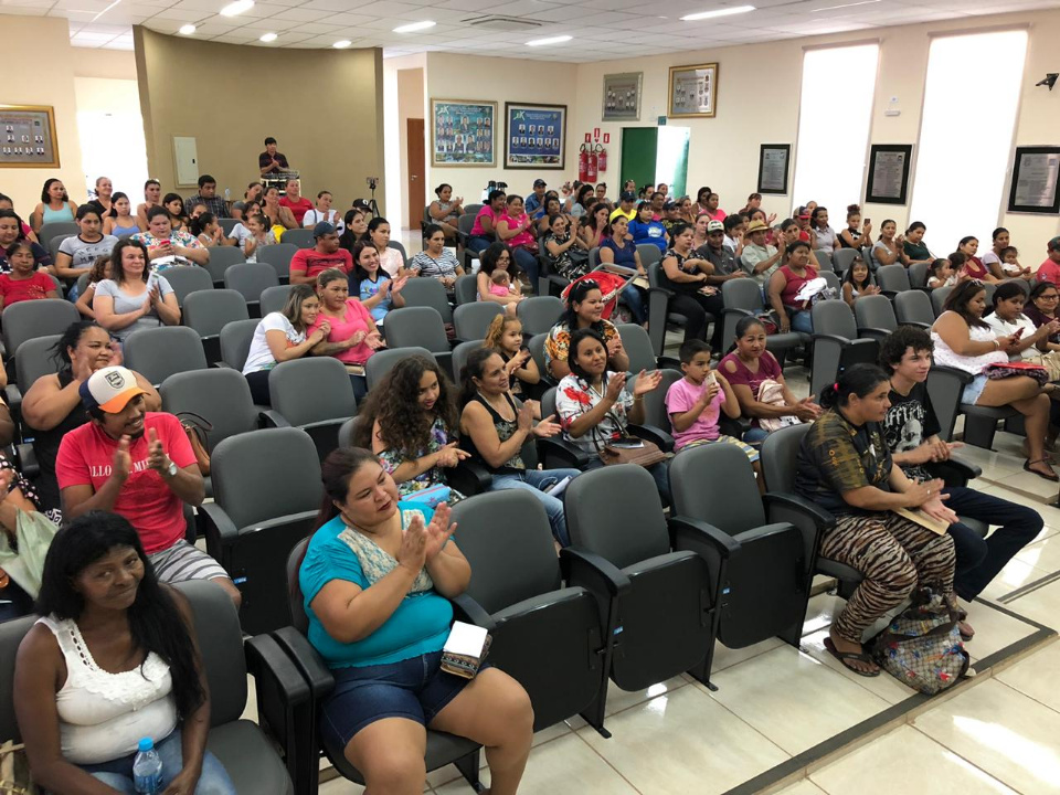 Prefeitura reúne contemplados do conjunto Rio Bonito I
