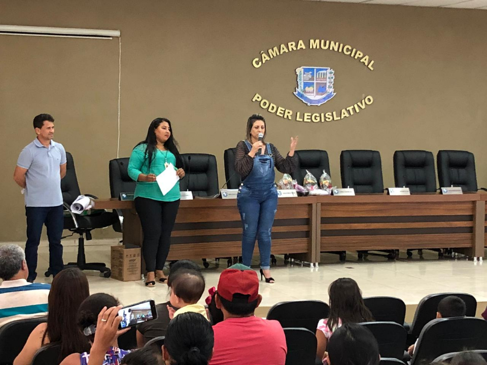 Prefeitura reúne contemplados do conjunto Rio Bonito I