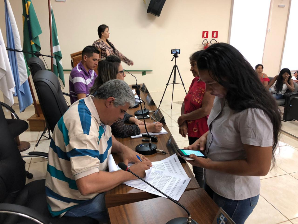 Prefeitura reúne contemplados do conjunto Rio Bonito I