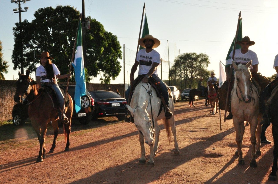 Cavalgada e pedalada comemoram a 91ª Festa de São Pedro