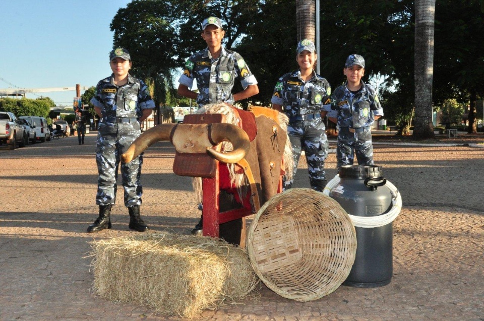Cavalgada e pedalada comemoram a 91ª Festa de São Pedro