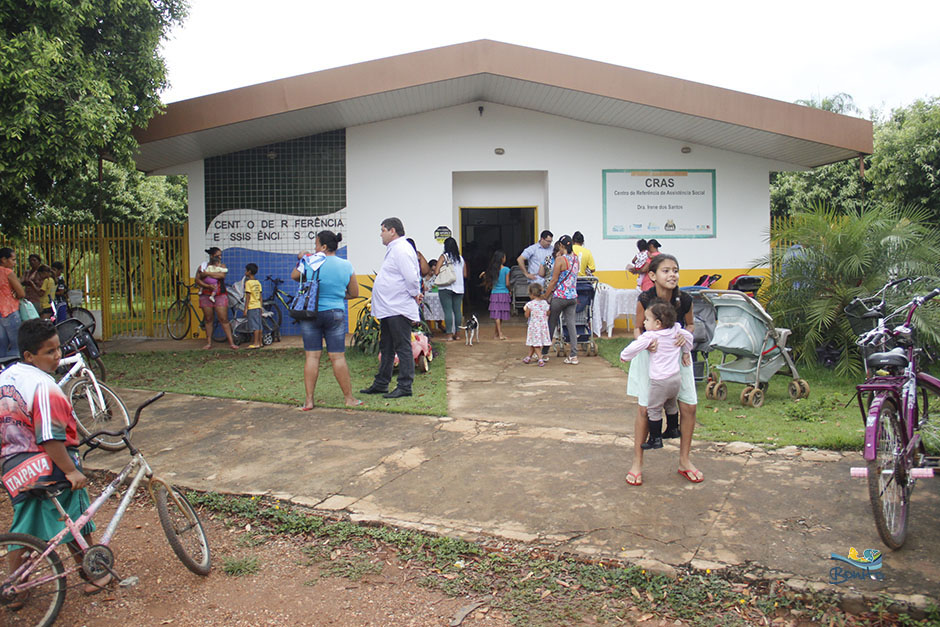 Prefeitura de Bonito entrega feijão para a população