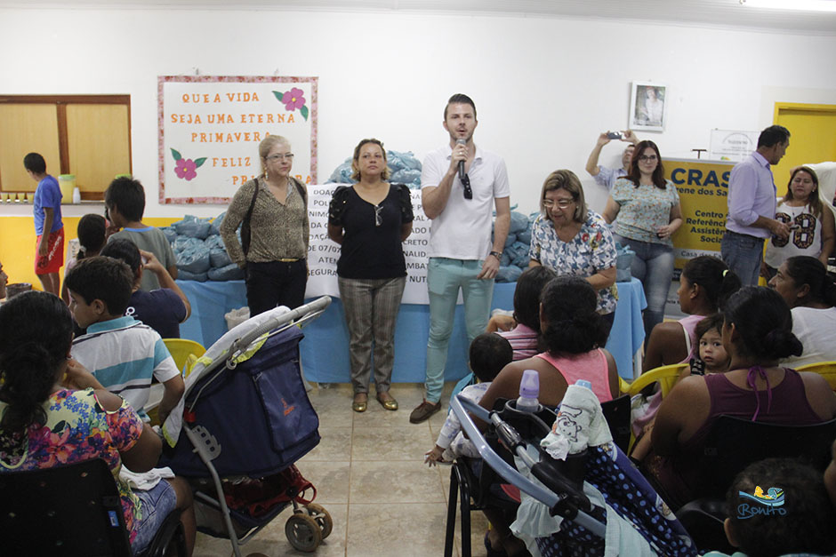 Prefeitura de Bonito entrega feijão para a população