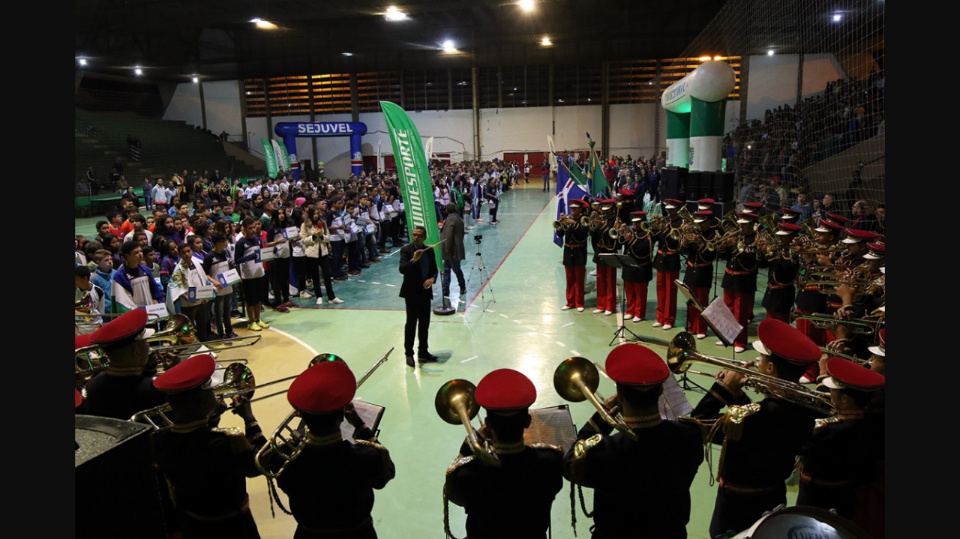 Atletas de Bonito participam de Jogos Escolares da Juventude