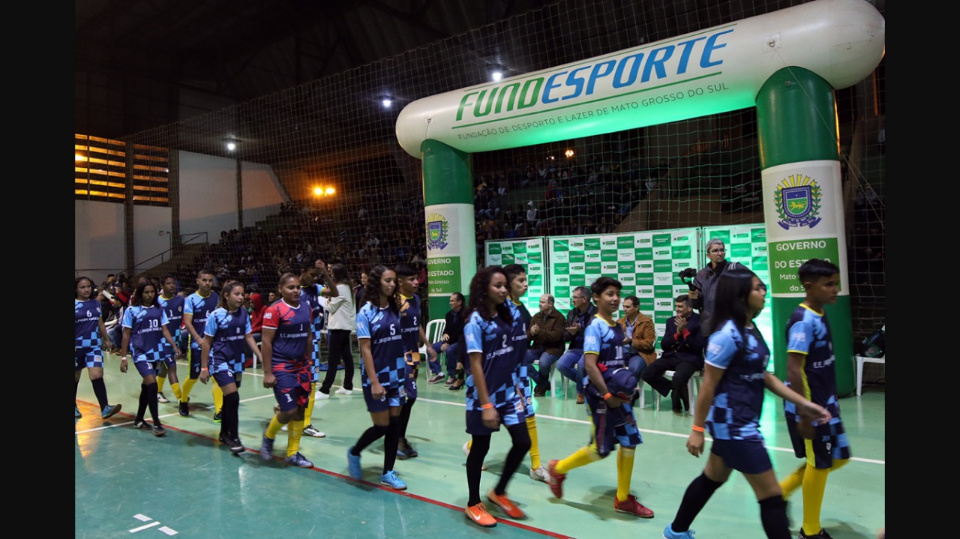 Atletas de Bonito participam de Jogos Escolares da Juventude