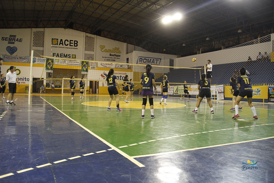 Confira a galeria de fotos das finais do vôlei na Copa ACEB