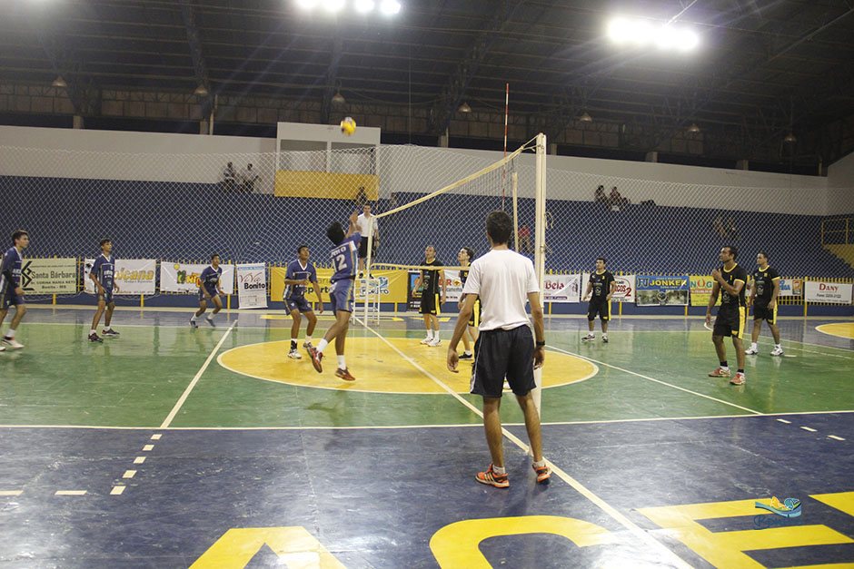 Confira a galeria de fotos das finais do vôlei na Copa ACEB