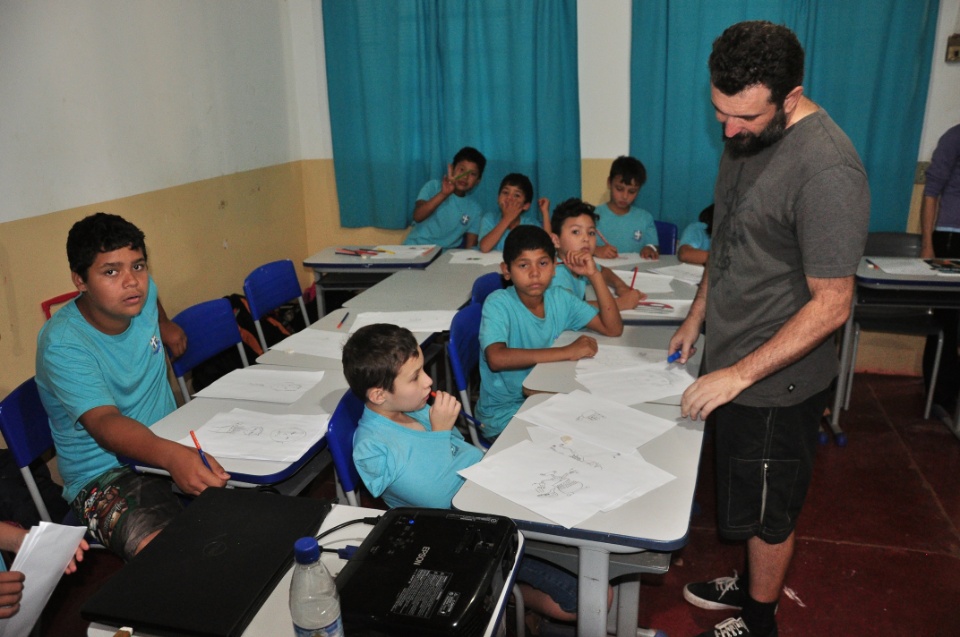 Escola Vitalina Vargas recebe oficinas do 20º Festival de Inverno