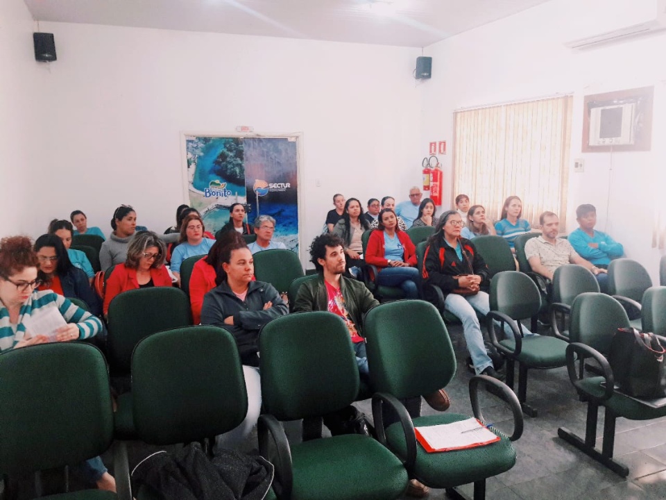 Secretaria realiza "Oficina de Saúde do Adolescente e PSE"