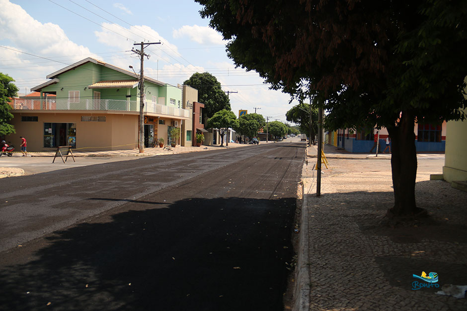 Prefeitura realiza recapeamento asfáltico na Cidade de Bonito