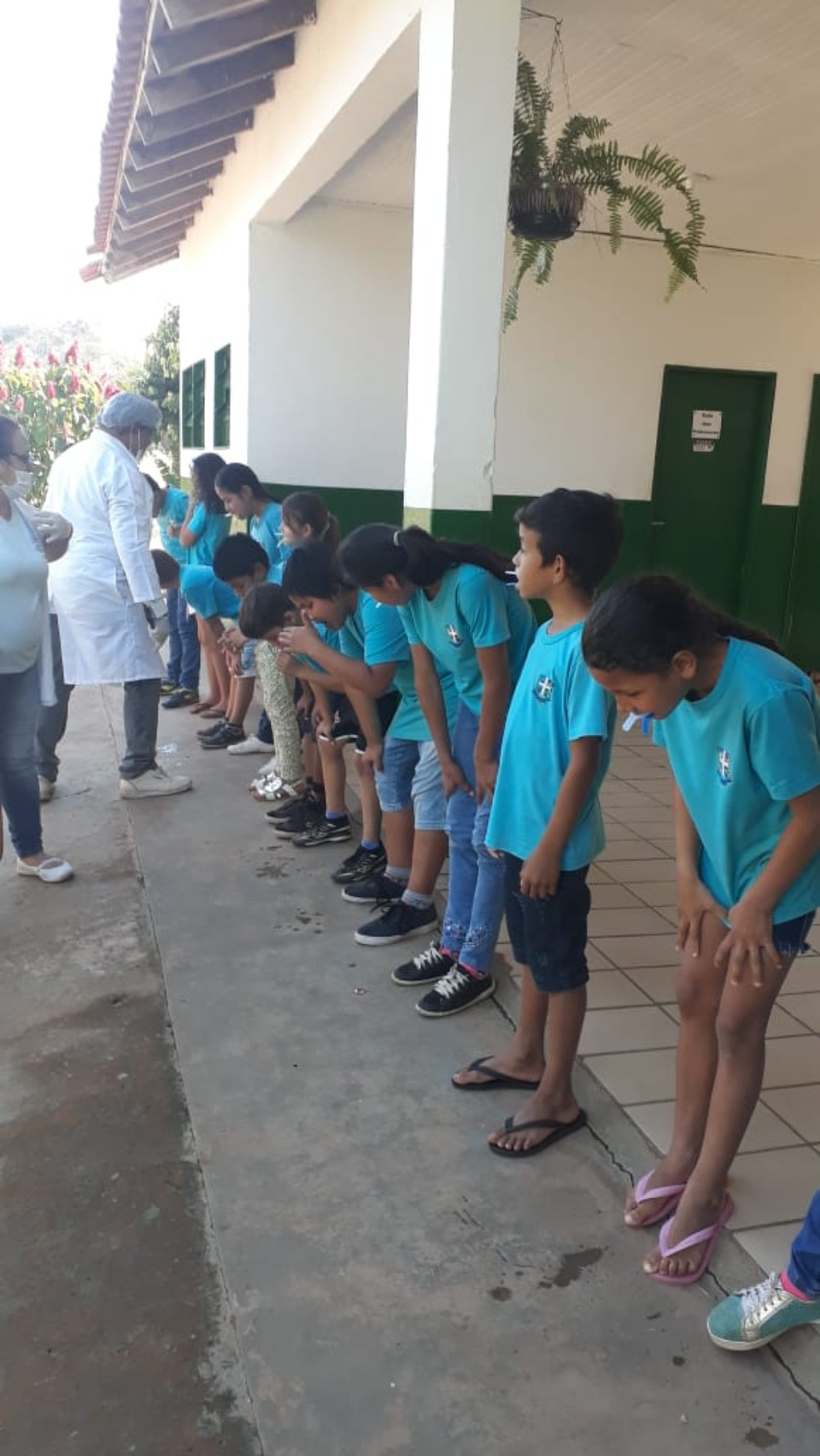 Prefeitura realiza aplicação de flúor em escola do Guaicurús