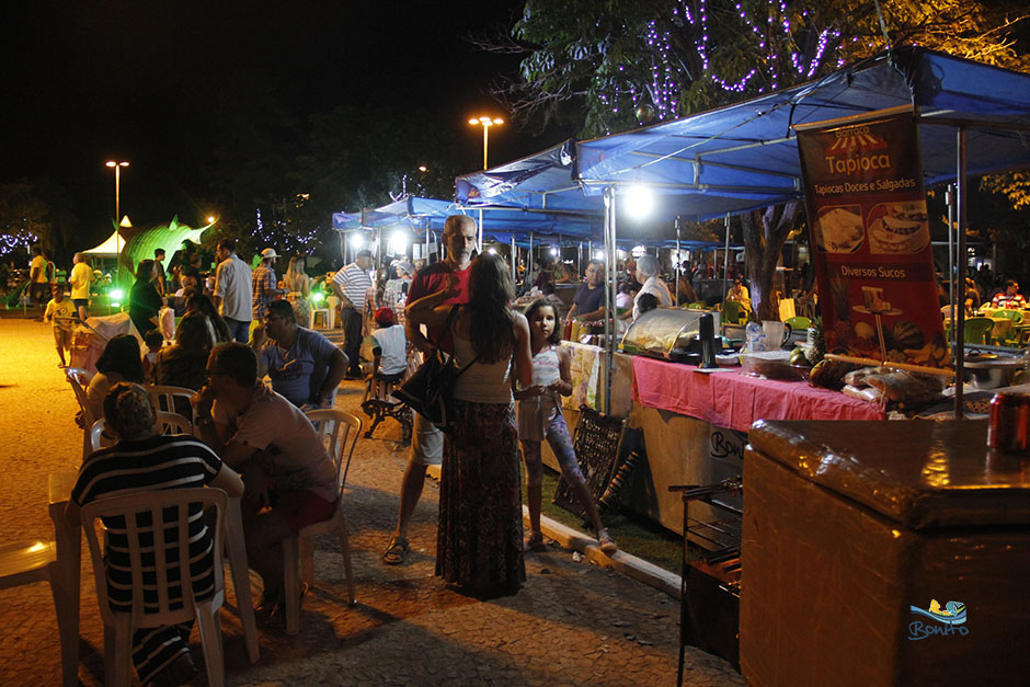 Abertura do 14º Festival da Guavira contou com muita música, feira gastronômica e exposições.