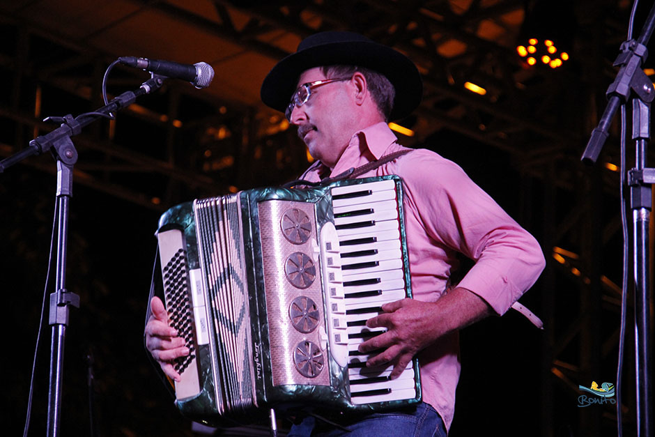 Abertura do 14º Festival da Guavira contou com muita música, feira gastronômica e exposições.