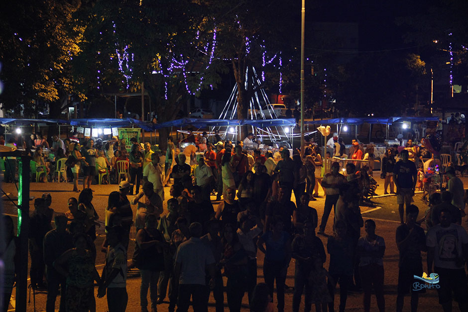 Abertura do 14º Festival da Guavira contou com muita música, feira gastronômica e exposições.