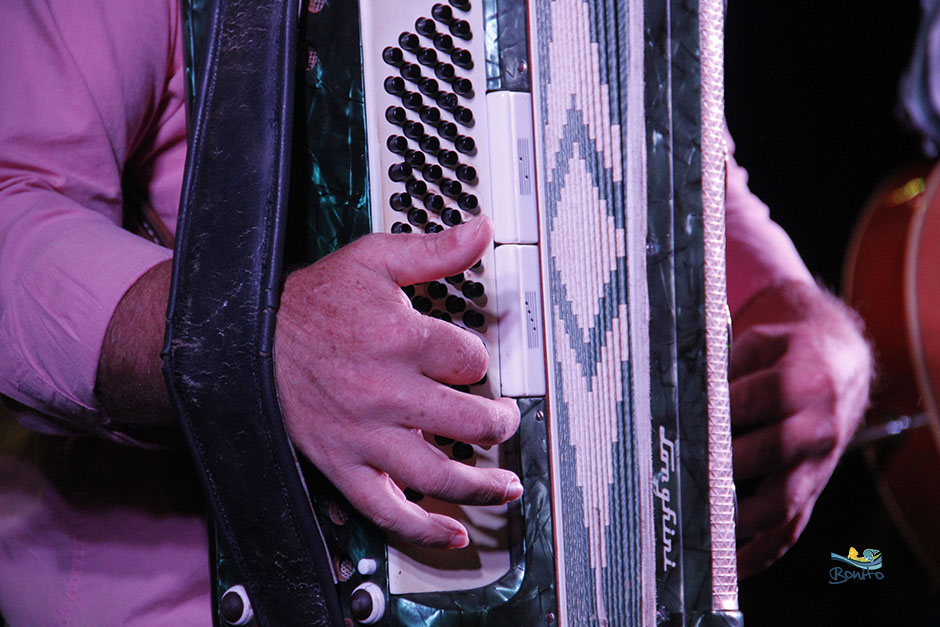 Abertura do 14º Festival da Guavira contou com muita música, feira gastronômica e exposições.
