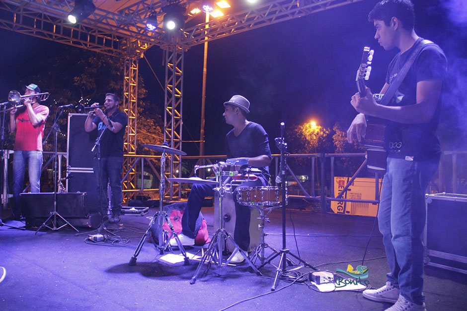 Abertura do 14º Festival da Guavira contou com muita música, feira gastronômica e exposições.