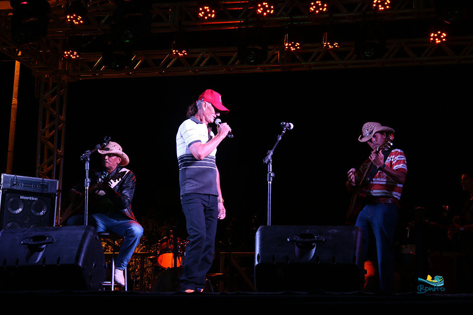 Galeria de fotos do 2º dia do Festival da Guavira 2015