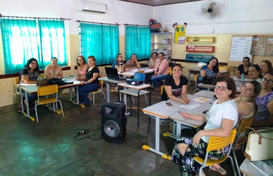 Educadores participam do III Módulo da Formação Continuada