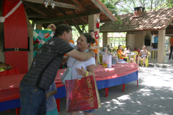 Assistência Social realiza festa no Balneário Municipal de Bonito