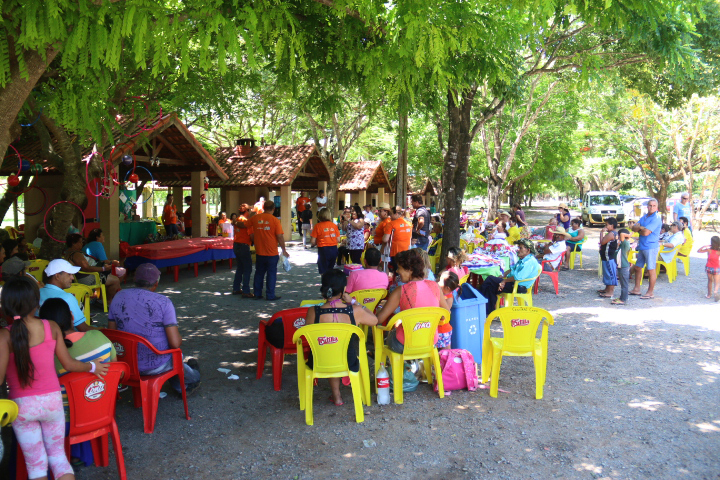 Assistência Social realiza festa no Balneário Municipal de Bonito