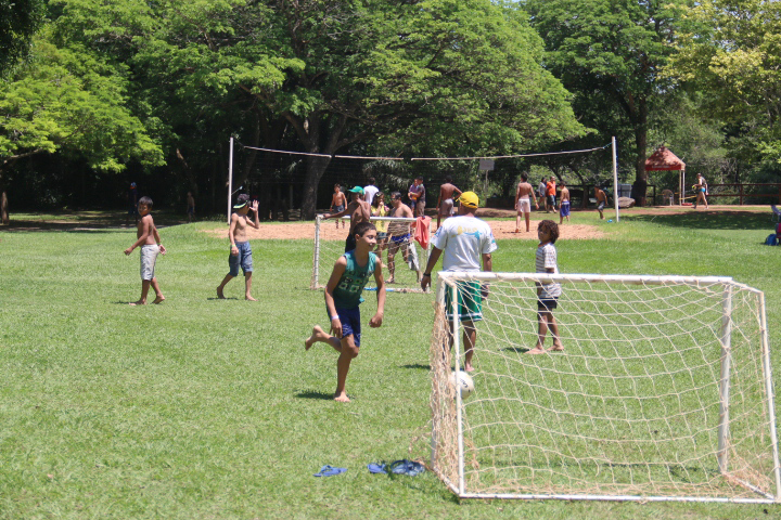 Assistência Social realiza festa no Balneário Municipal de Bonito