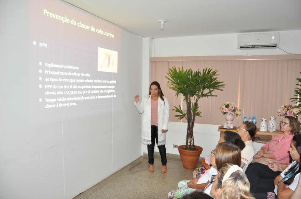 Hospital Darci João Bigaton realiza palestra para servidoras