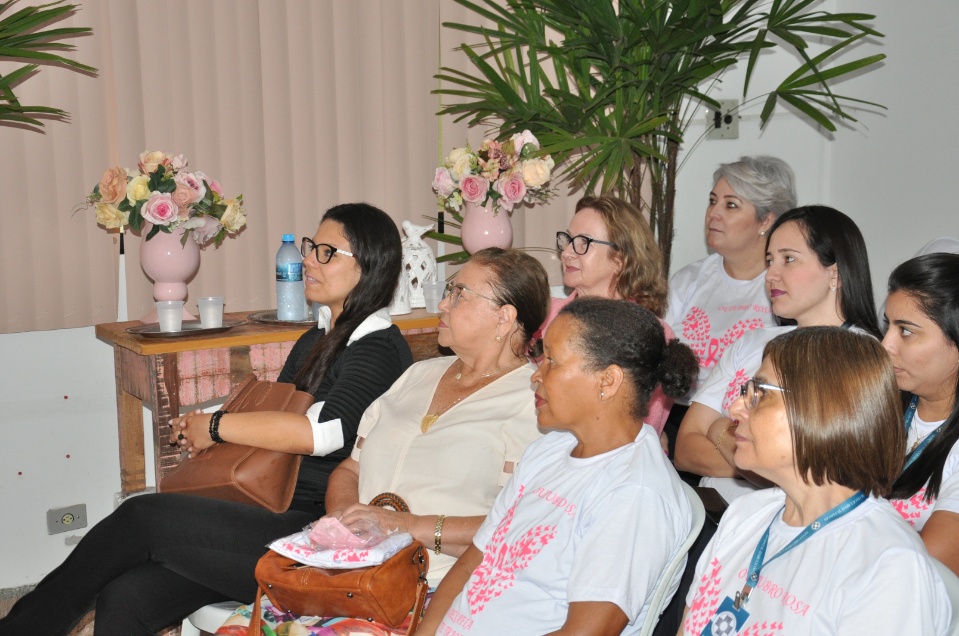 Hospital Darci João Bigaton realiza palestra para servidoras