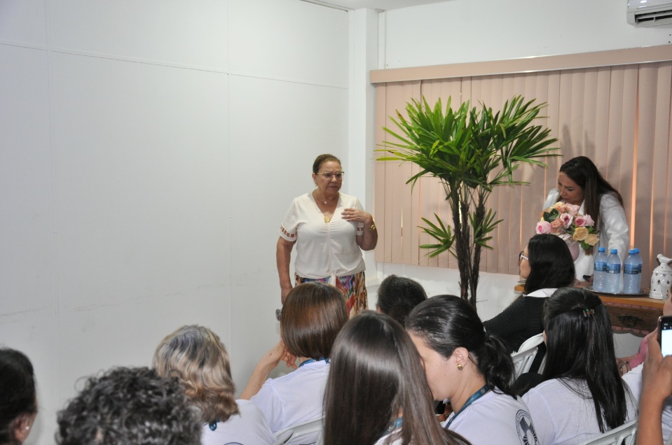 Hospital Darci João Bigaton realiza palestra para servidoras
