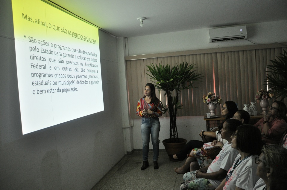 Hospital Darci João Bigaton realiza palestra para servidoras