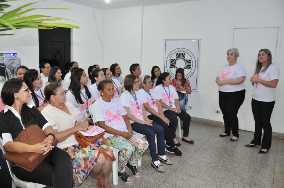Hospital Darci João Bigaton realiza palestra para servidoras