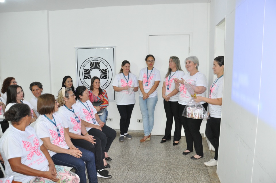 Hospital Darci João Bigaton realiza palestra para servidoras