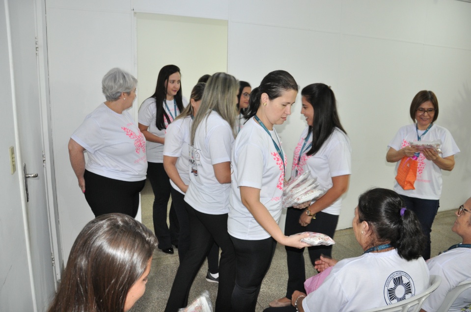 Hospital Darci João Bigaton realiza palestra para servidoras