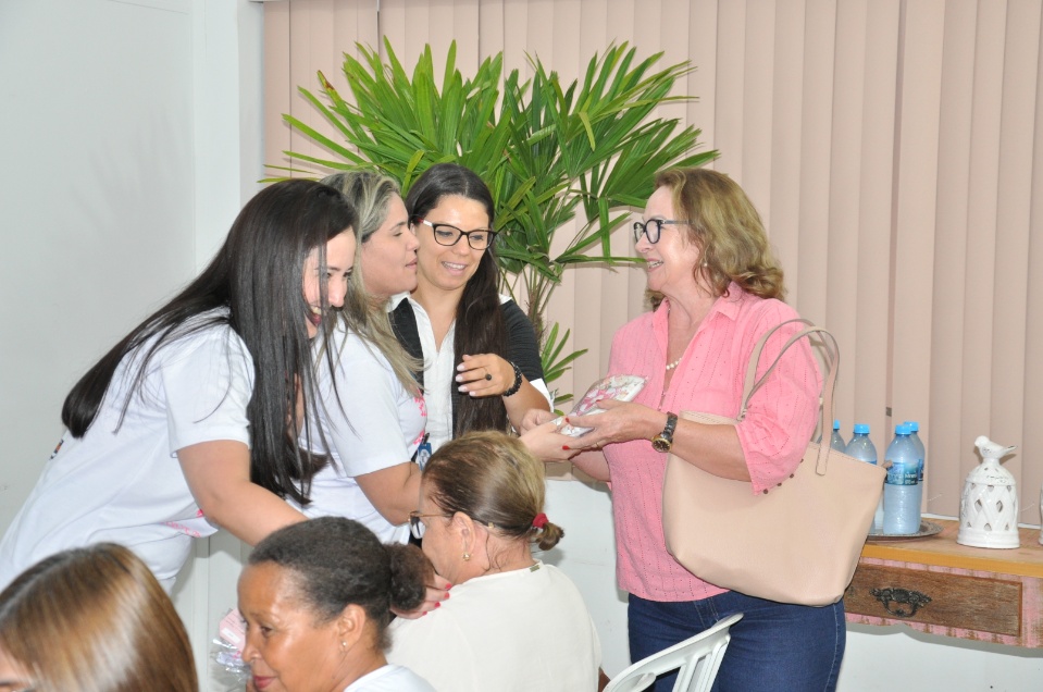 Hospital Darci João Bigaton realiza palestra para servidoras