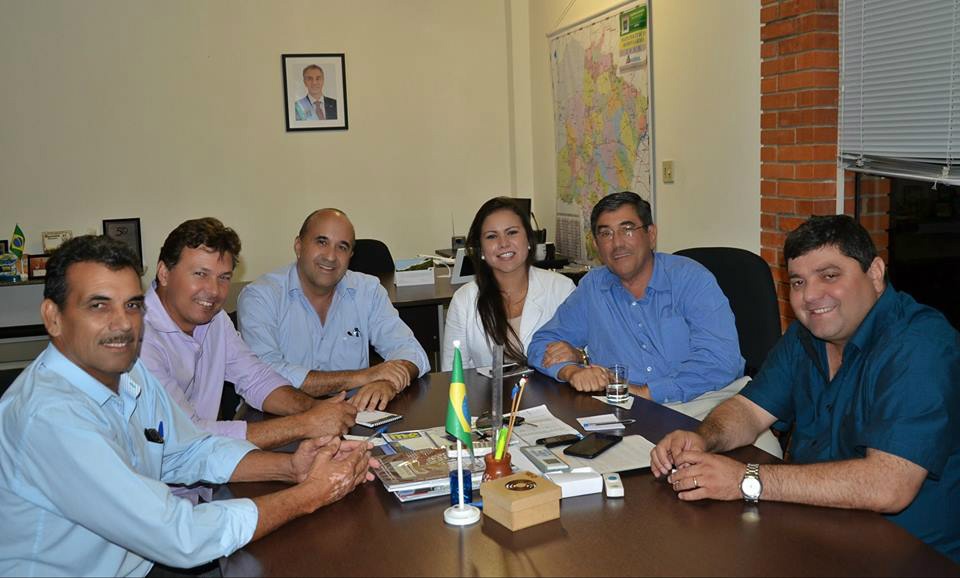Senador Moka libera recursos para continuar obra de revitalização do Balneário Municipal