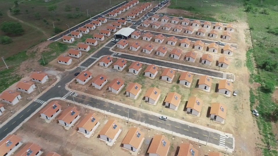 Governo estadual e prefeitura entregam Residencial Rio Bonito I