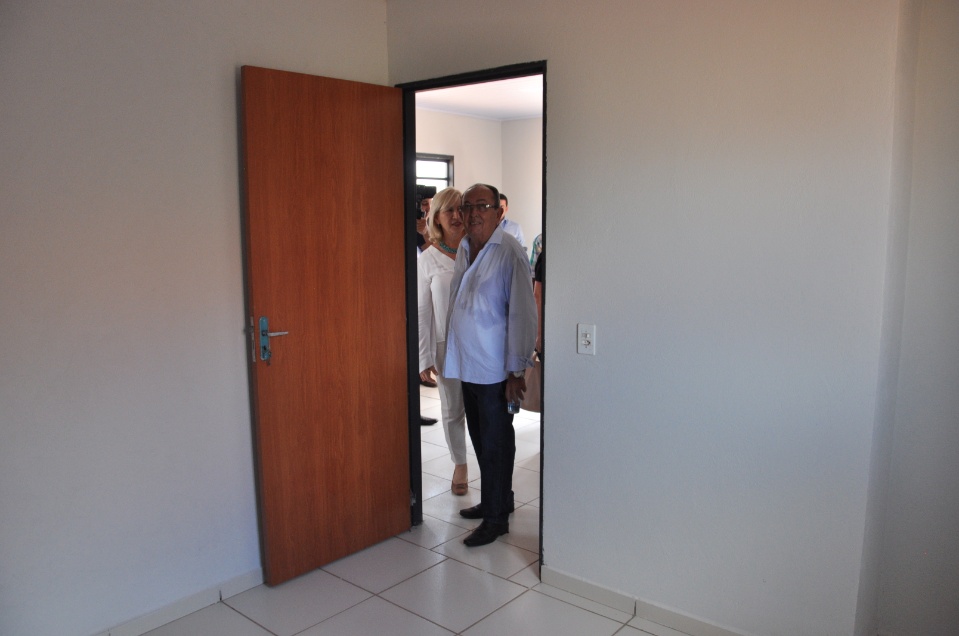 Governo estadual e prefeitura entregam Residencial Rio Bonito I