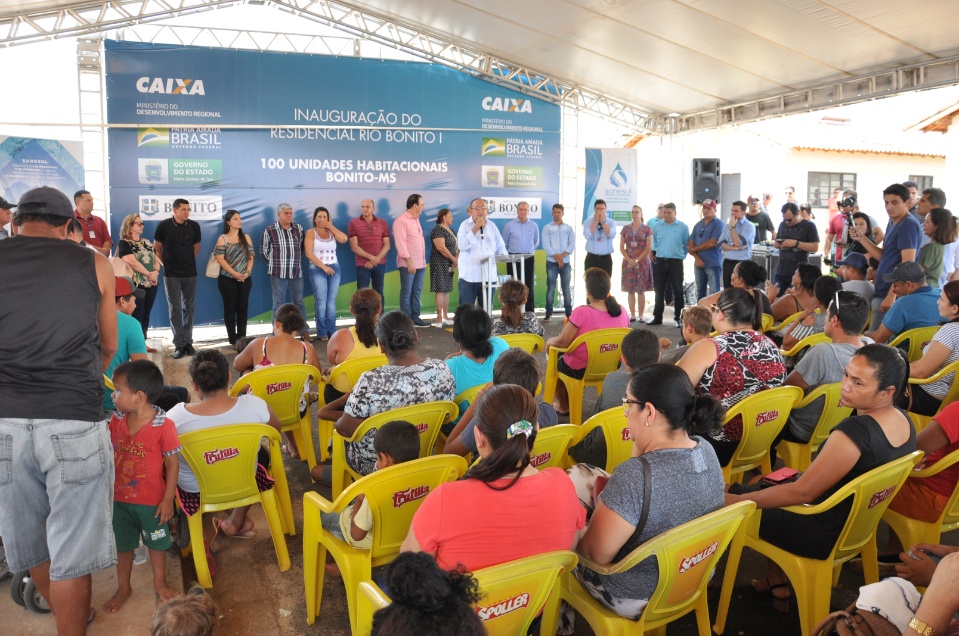 Governo estadual e prefeitura entregam Residencial Rio Bonito I