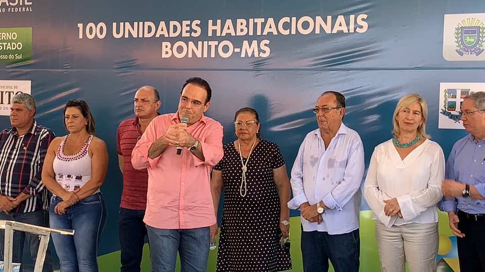 Governo estadual e prefeitura entregam Residencial Rio Bonito I
