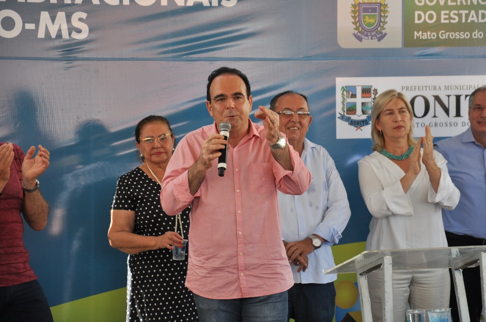 Governo estadual e prefeitura entregam Residencial Rio Bonito I