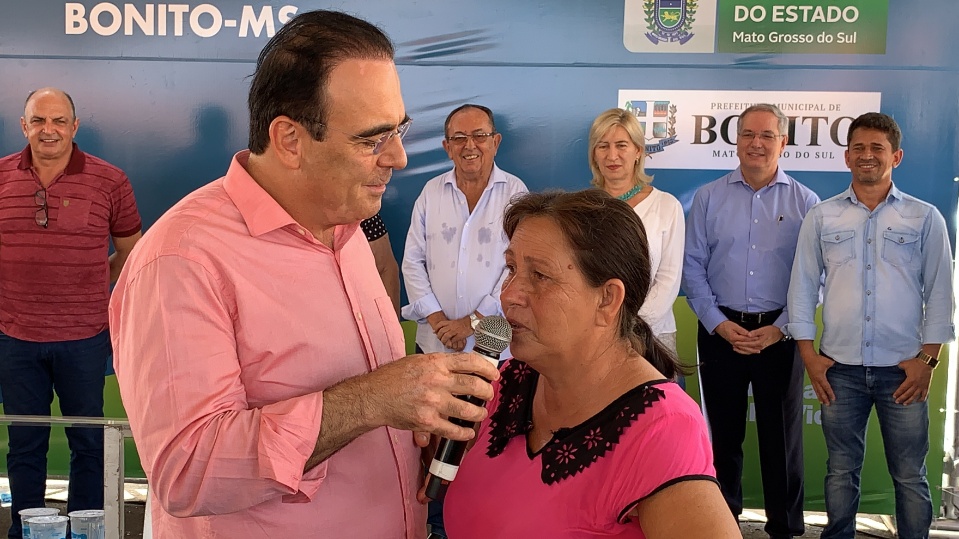 Governo estadual e prefeitura entregam Residencial Rio Bonito I