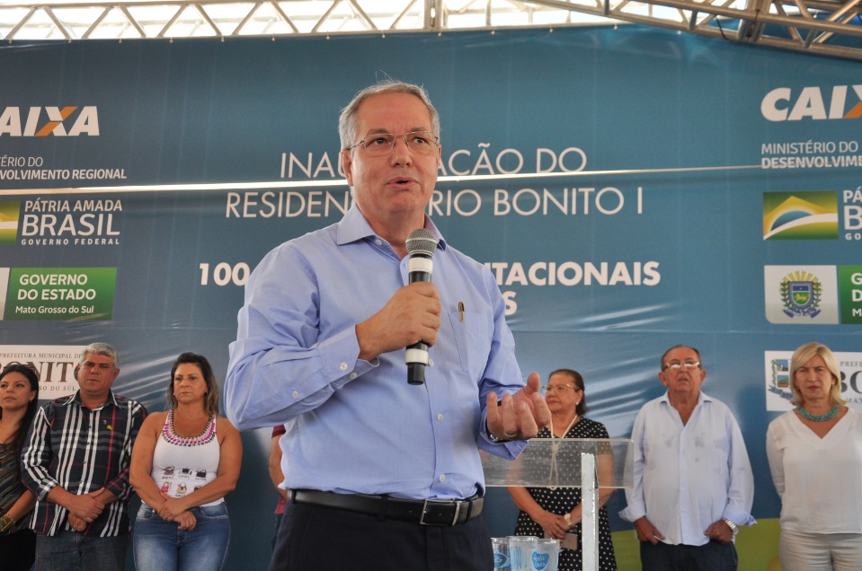 Governo estadual e prefeitura entregam Residencial Rio Bonito I