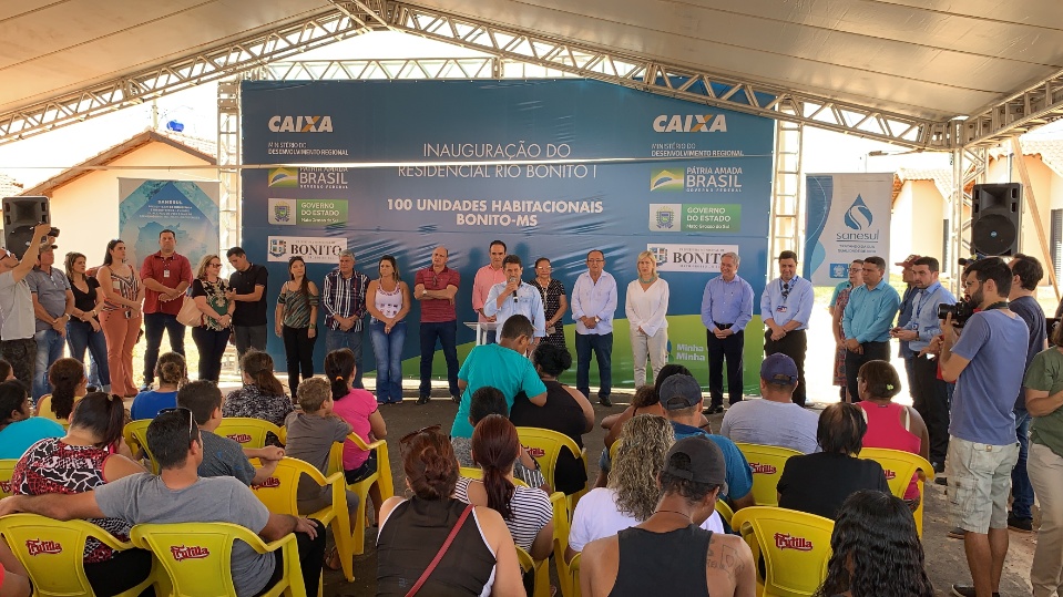 Governo estadual e prefeitura entregam Residencial Rio Bonito I