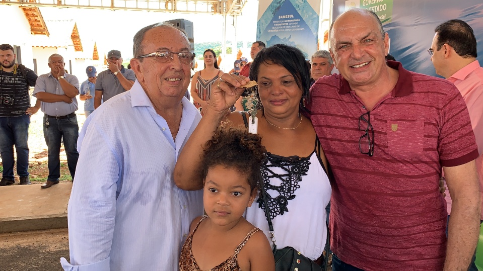 Governo estadual e prefeitura entregam Residencial Rio Bonito I