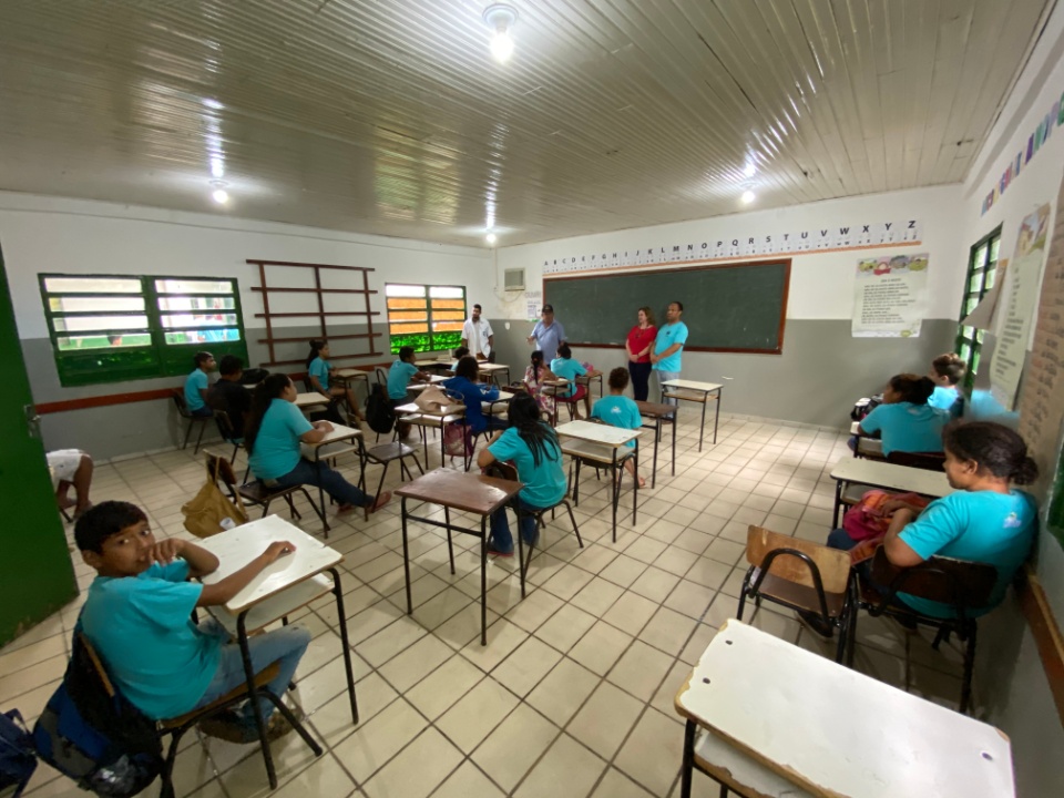 Prefeito Municipal visita o assentamento Guaicurus