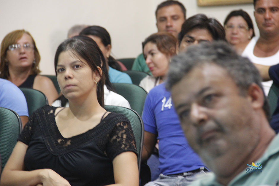 Agentes de endemias e agentes comunitários de Bonito recebem treinamento para combater o Aedes aegypti