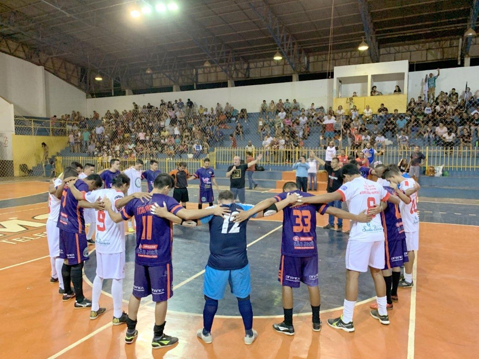 Prefeito participa do encerramento da 3ª Copa Evangélica de Futsal