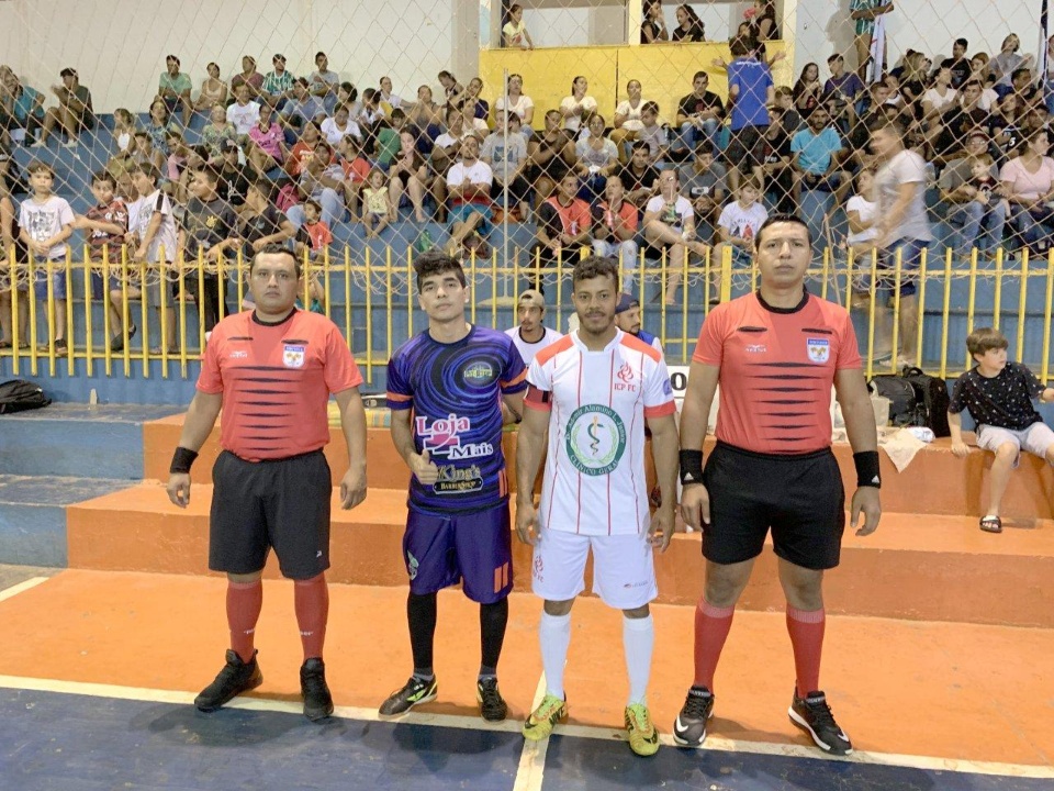 Prefeito participa do encerramento da 3ª Copa Evangélica de Futsal