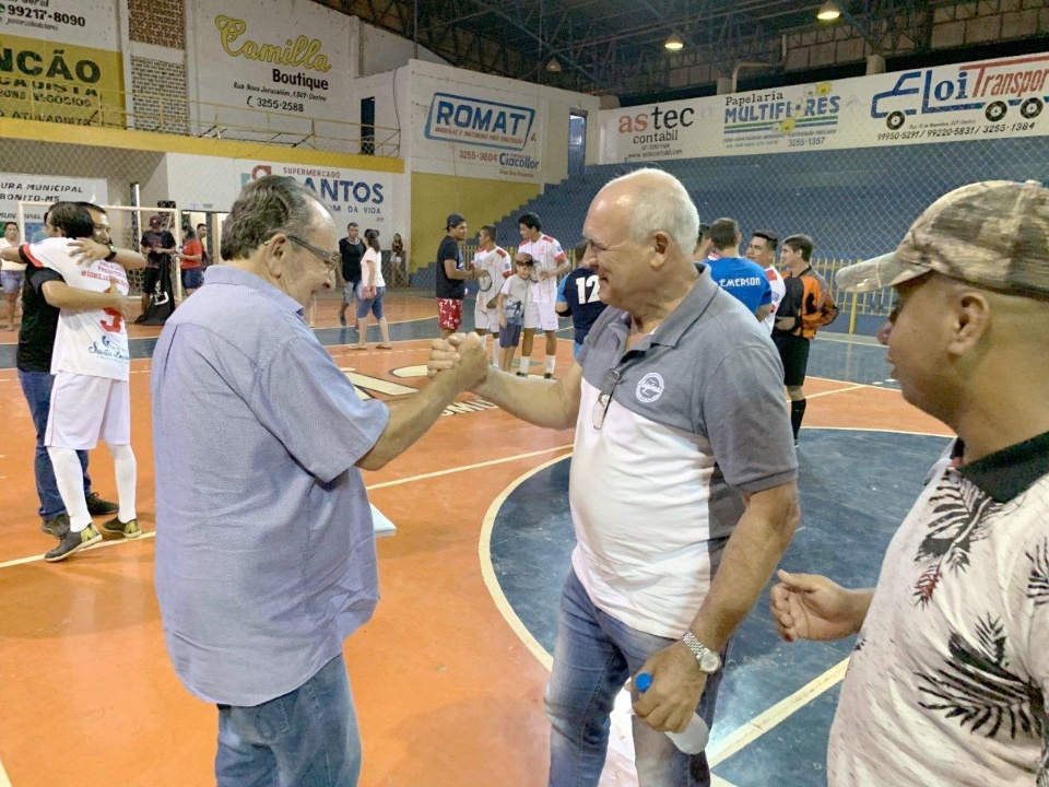 Prefeito participa do encerramento da 3ª Copa Evangélica de Futsal