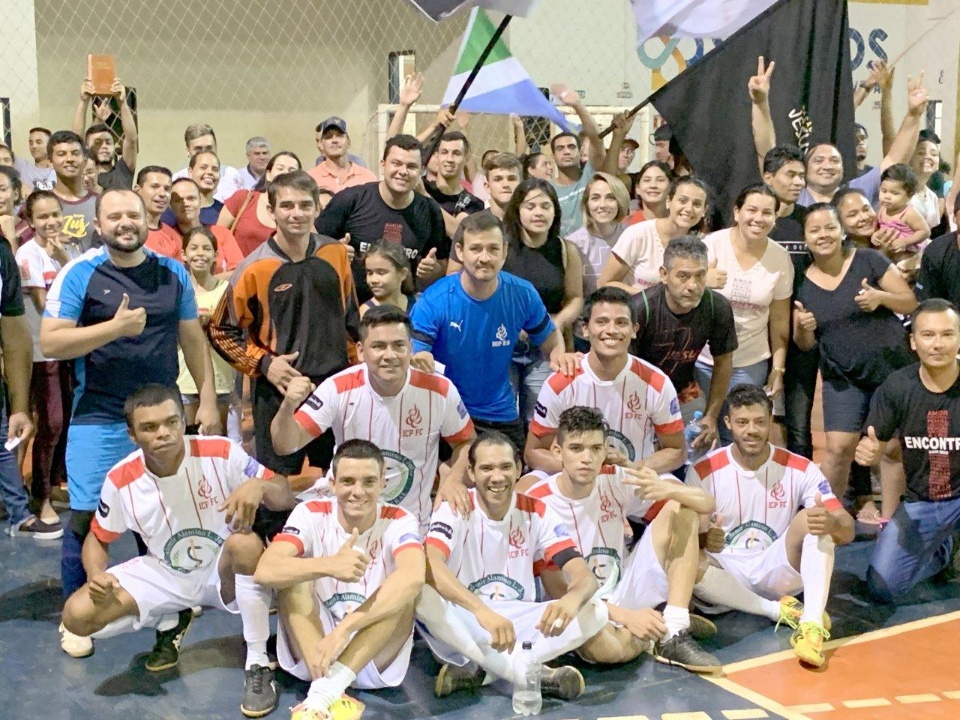Prefeito participa do encerramento da 3ª Copa Evangélica de Futsal